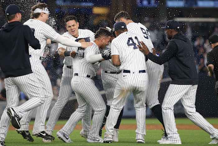 Gleyber Torres walk-off celebration